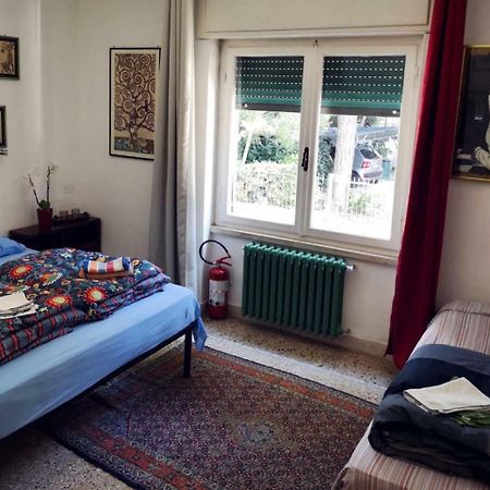 Wanderlust Bnb Пиза Экстерьер фото