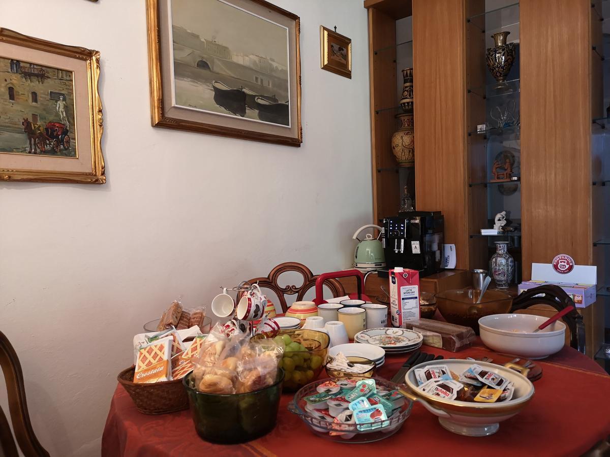 Wanderlust Bnb Пиза Экстерьер фото