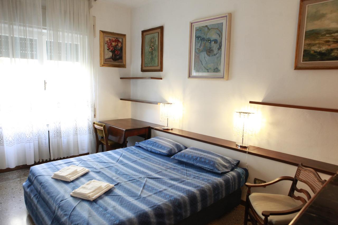 Wanderlust Bnb Пиза Экстерьер фото